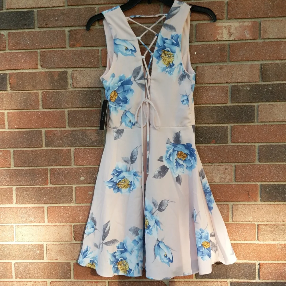 Lulu's Dress Size Small - Picture 11 of 14